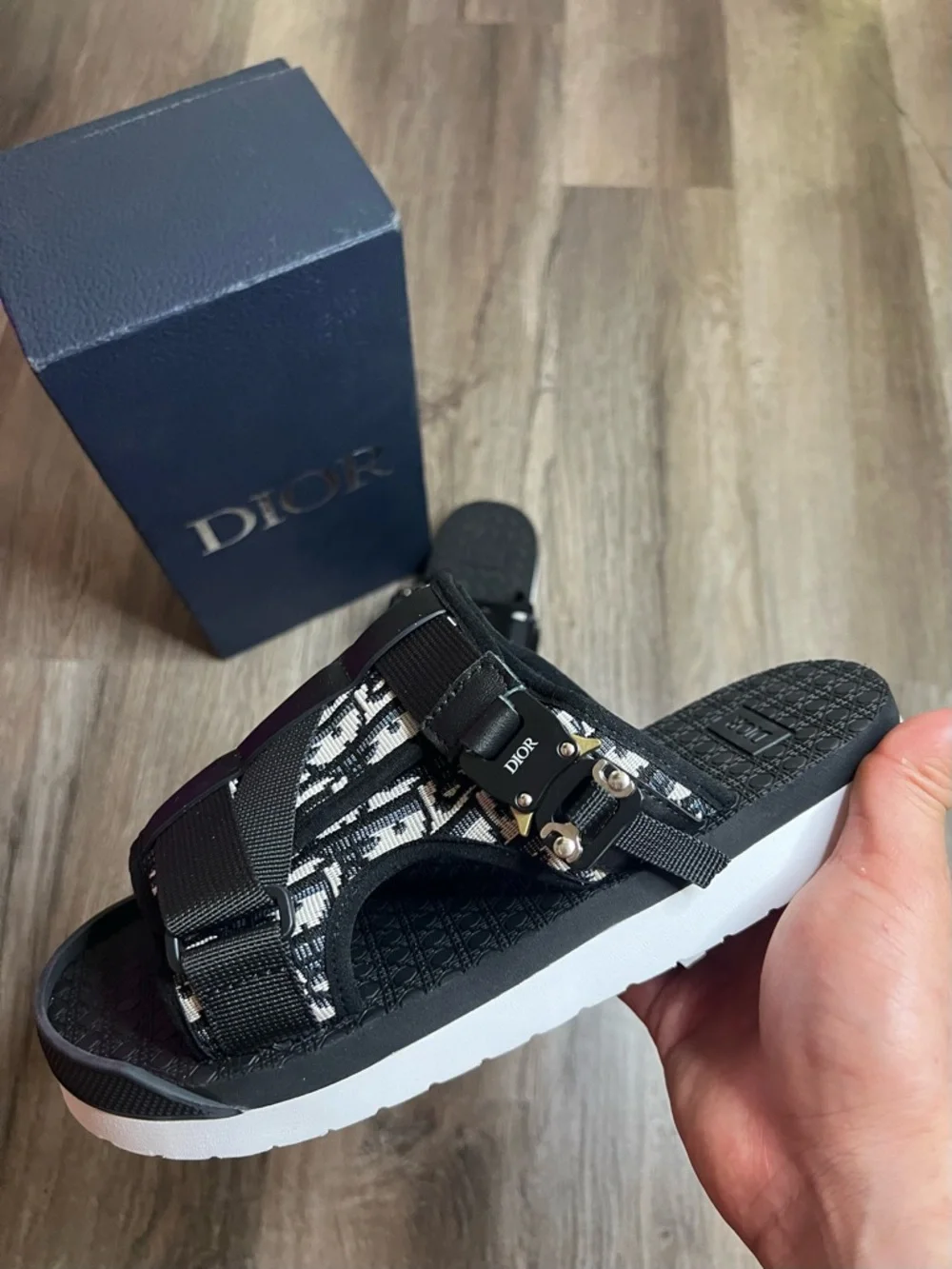 Dior Alpha Sandal, S/S 2023 - Picture 10 of 12